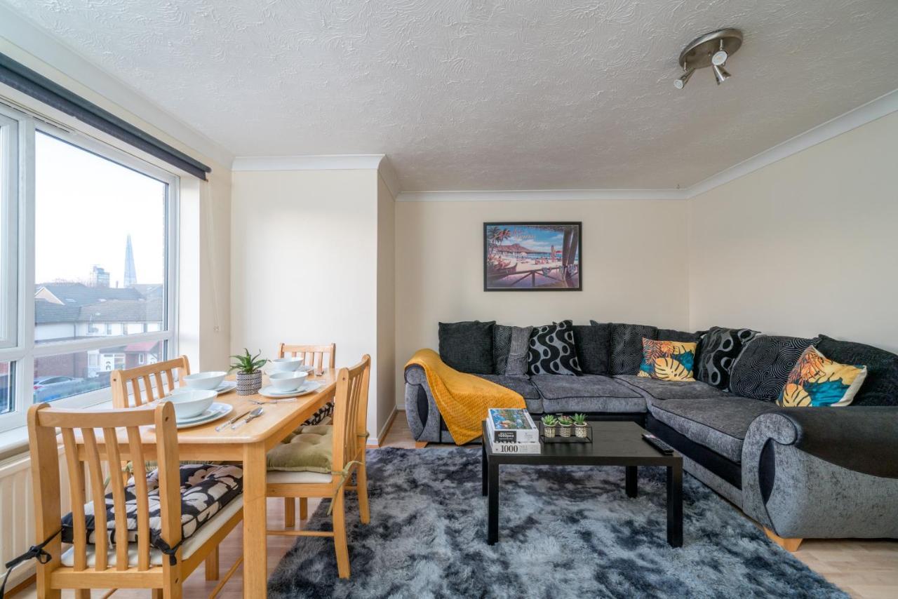 Stunning 1 Bed Apt With Views Of The Shard & Eye